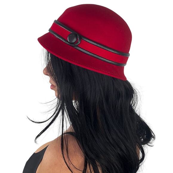 1970s Vintage Broner Vintage Red Bowler Hat Chic Red Wool Hat with Black Button - Picture 1 of 8